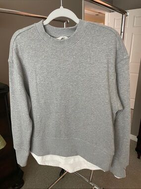 Zara Light Gray Women's Crewneck Sweatshirt